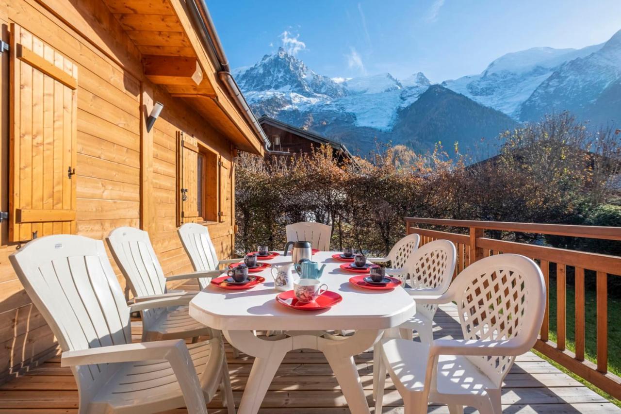 Family Cottage With Balcony In Chamonix Exterior foto